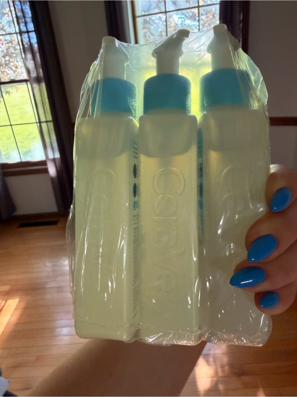 🎀PICK 5/$25🎀 CERAVE RENEWING SA CLEANSER - Picture 3 of 3